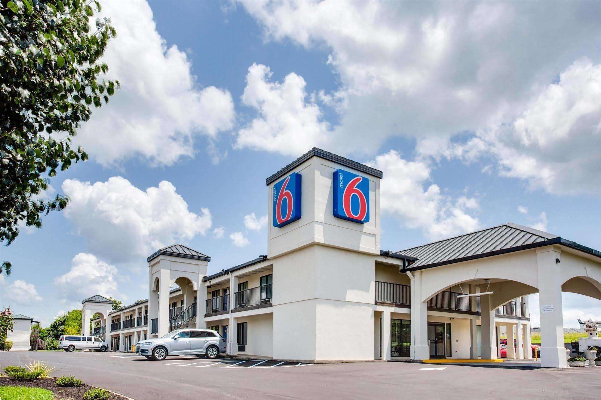 Motel 6-White House, Tn Exteriör bild